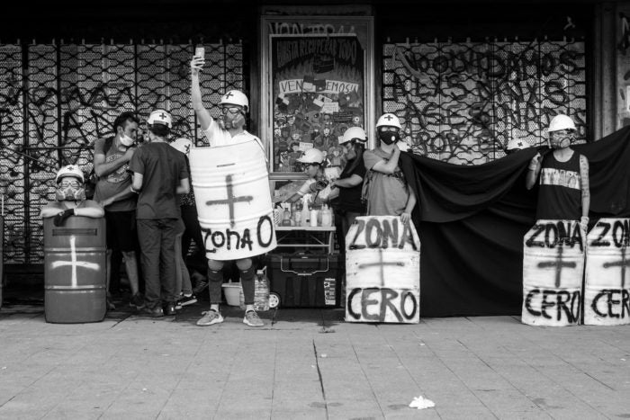 Revuelta y Violencia. Más allá de la sobrecodificación de la violencia