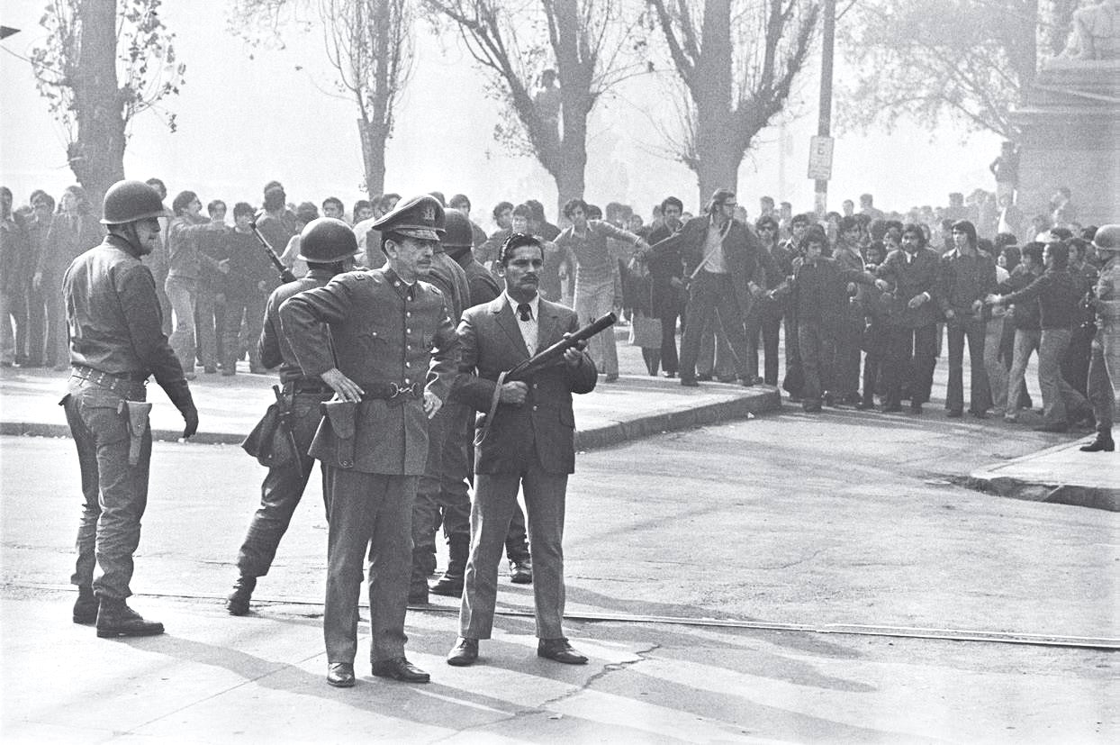 PROFESIÓN SOLDADO. Apuntes de un general del Ejército de Chile.